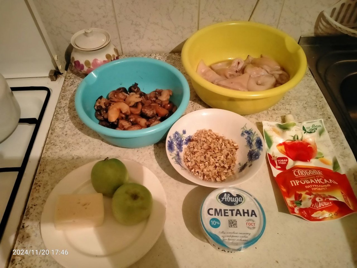 Продукты, необходимые для приготовления кальмаров