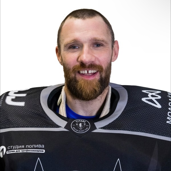    Денис Мещеряков.