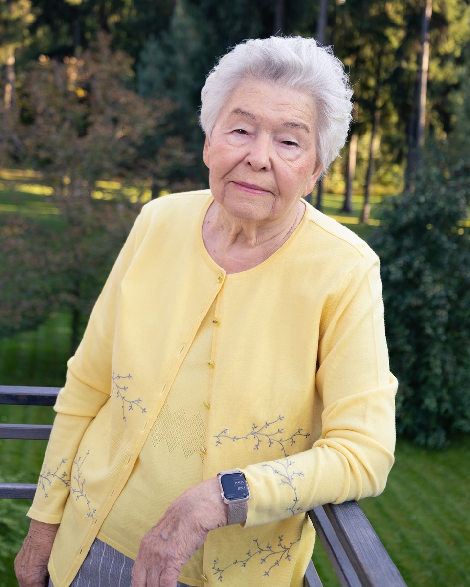 Наина Ельцина