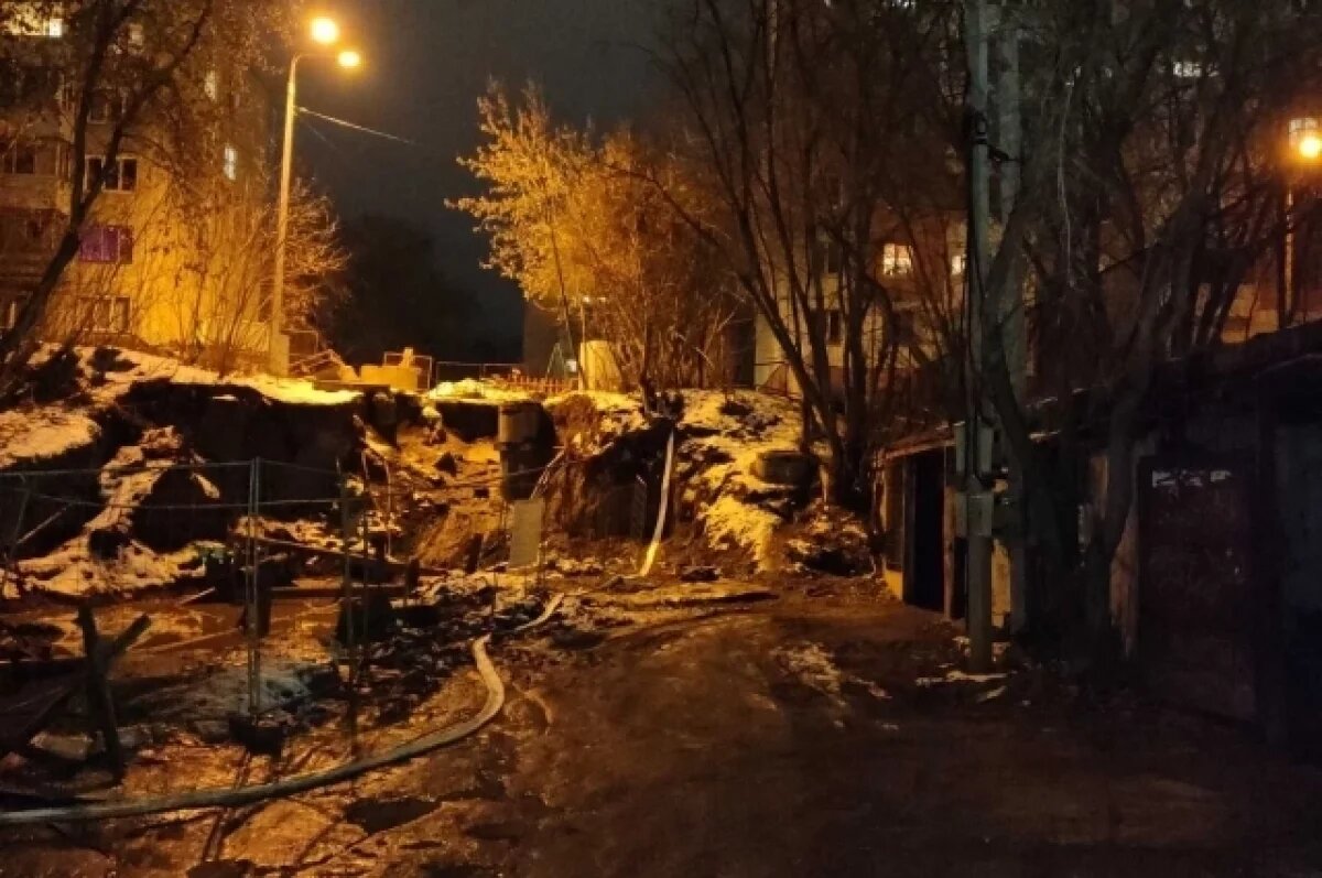    Стоки должны были перекачивать в канализацию, но что-то пошло не так