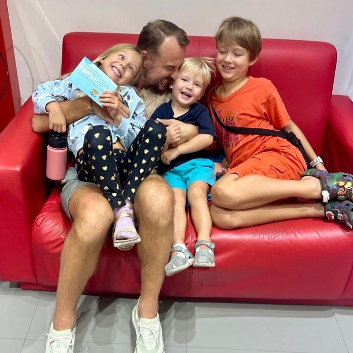    Игорь Сивов с детьми Социальные сети