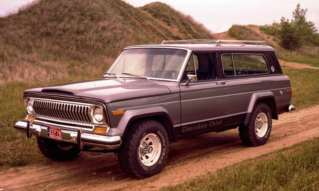 Jeep Cherokee 1973 — первый Cherokee.
