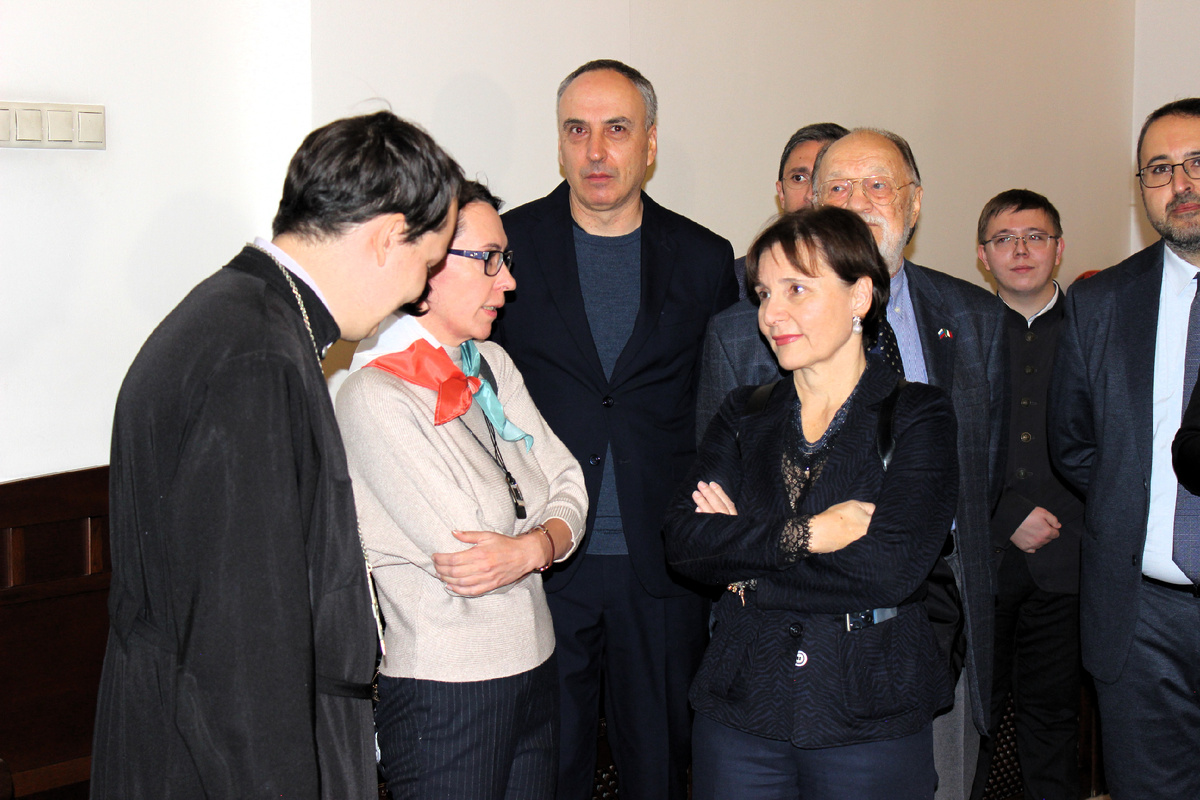 Чечилия Пиччони в Храме во имя Трёх Святителей г. Тольятти