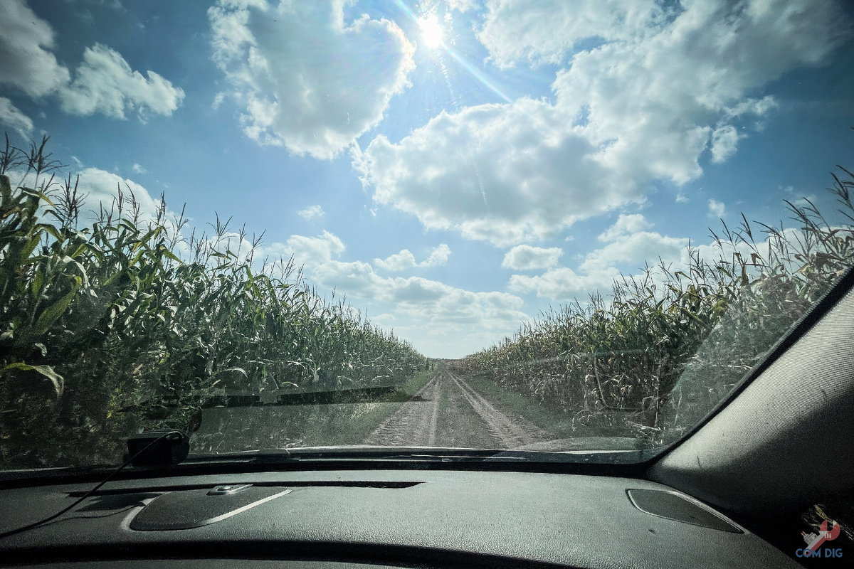 Подъезжаем к карьеру. 