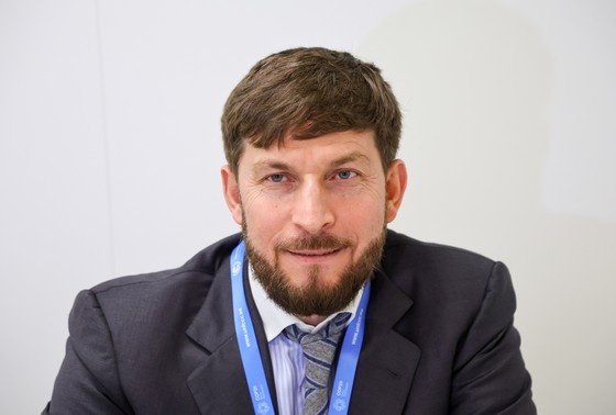    Руслан Эдельгериев