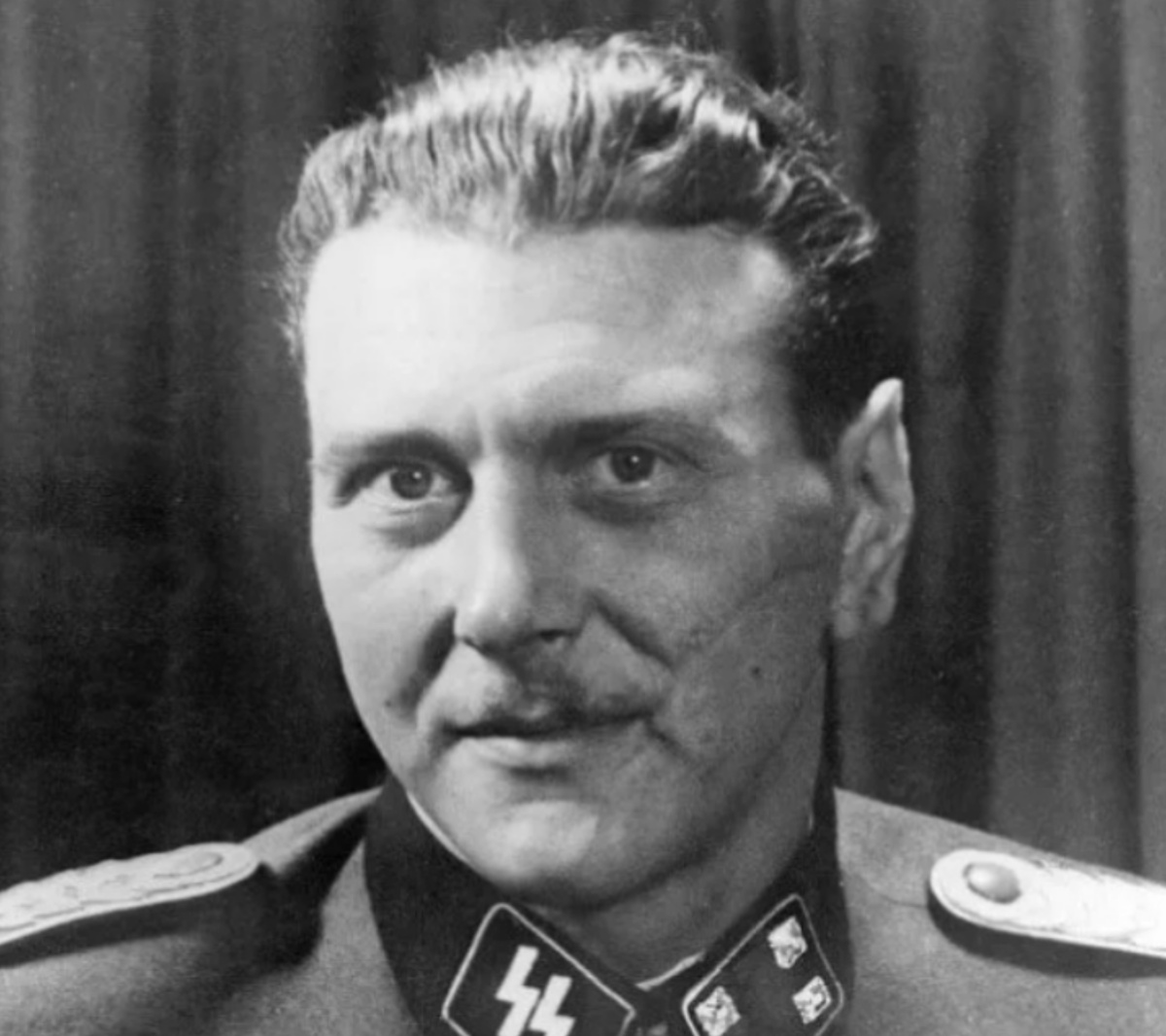 Отто Скорцени, предполагаемый глава операции "Длинный прыжок".