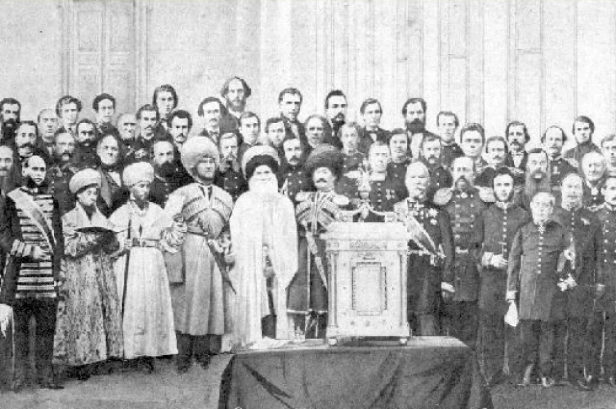    Имам Шамиль принимает присягу в Дворянском собрании в Калуге.