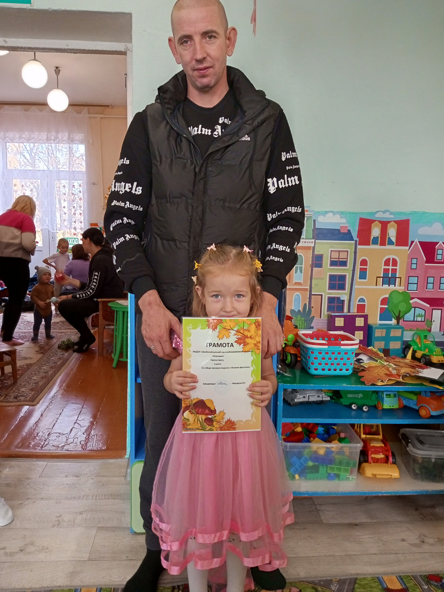 Денис устал. Не для него такие мероприятия 😁