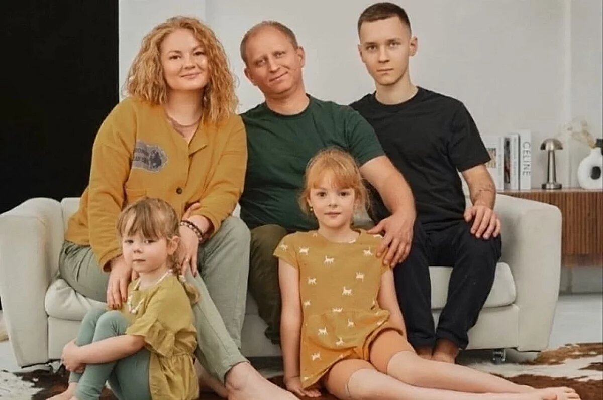    Валентина познакомилась с будущим мужем во время путешествия в горах.