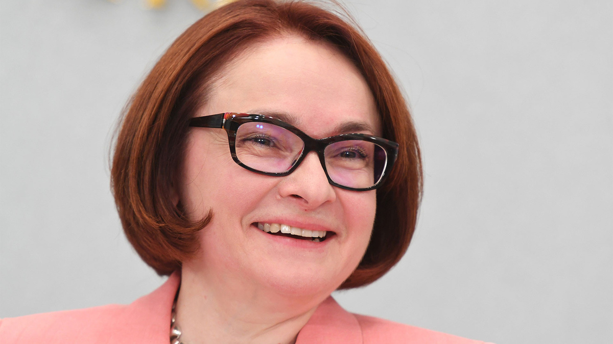 Набиуллина назвала бессмыслицей заморозку вкладов россиян. А что думаете вы?