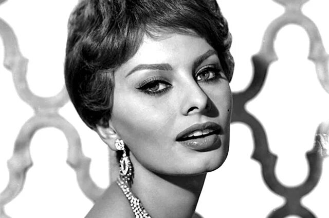    Какое значение у имени София и как оно переводится?