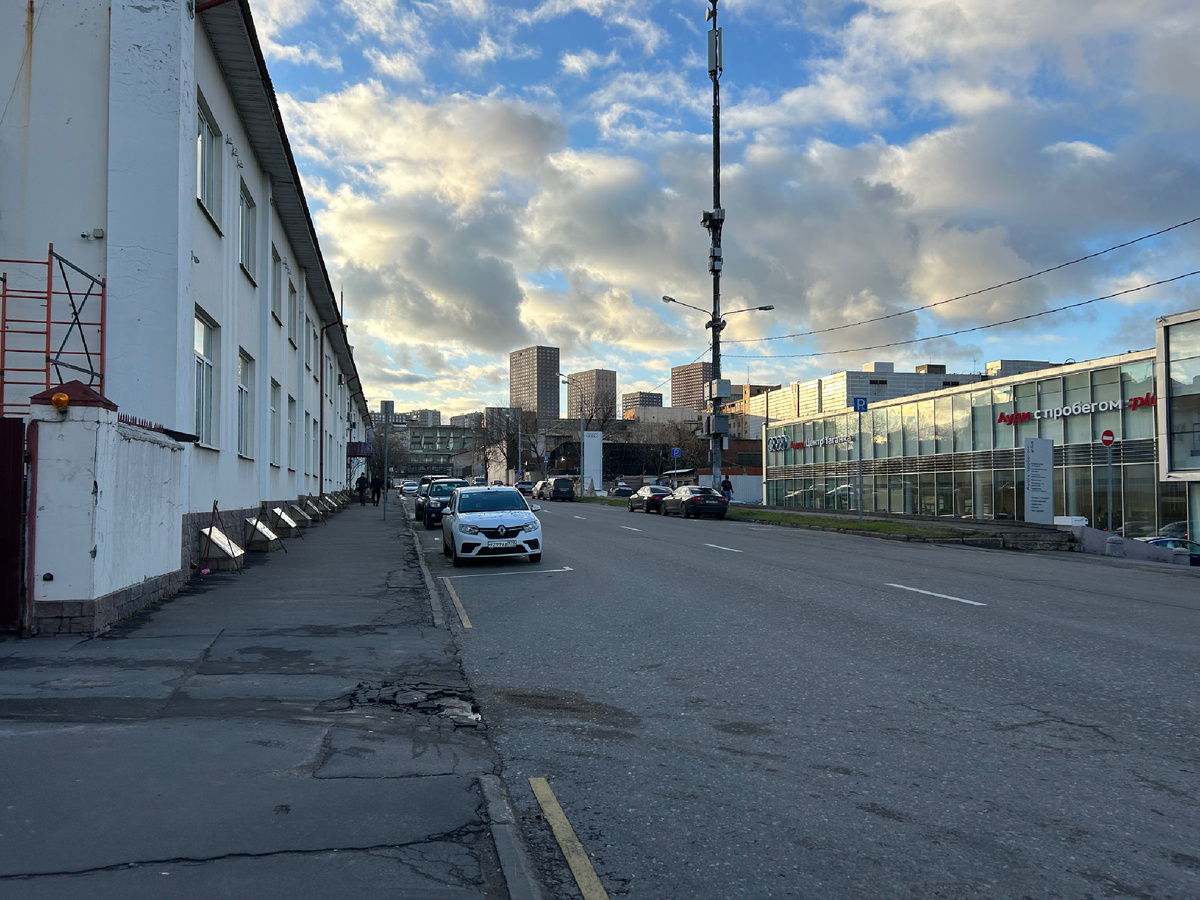 Офис компании Wecar в г.Москве напротив Ауди центр Таганка , ноябрь 2024г.