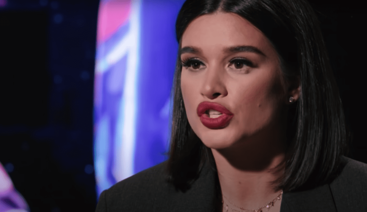      Ксения Бородина. Фото: PrtScr — youtube.com/Super — «Алена. блин!» Алина Дьякова