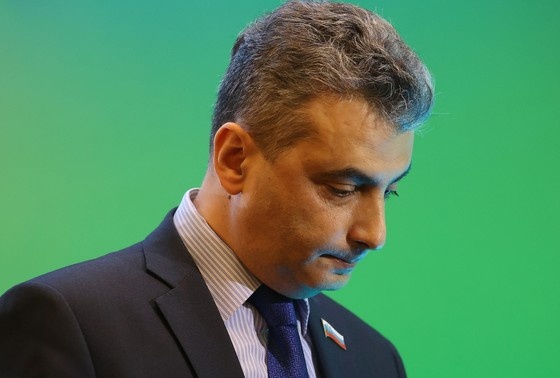    Лев Шлосберг