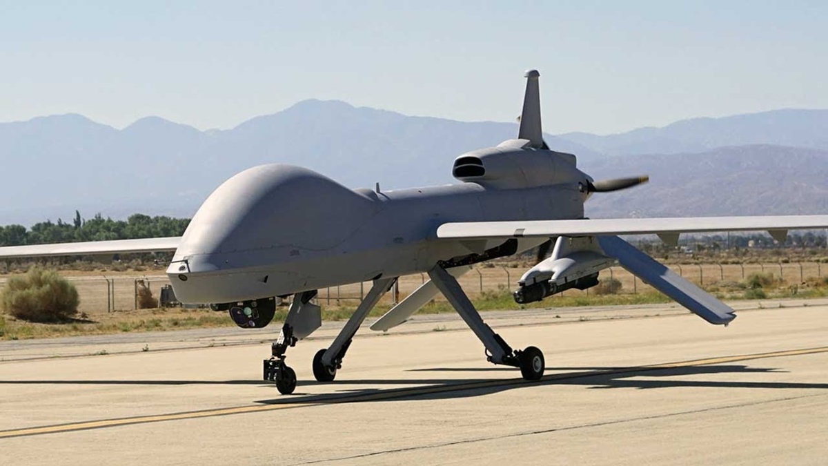 На фото: БПЛА самолетного типа General Atomics mq-1c Grey Eagle – относится к 3 типу «Автономные магистральные беспилотники».
