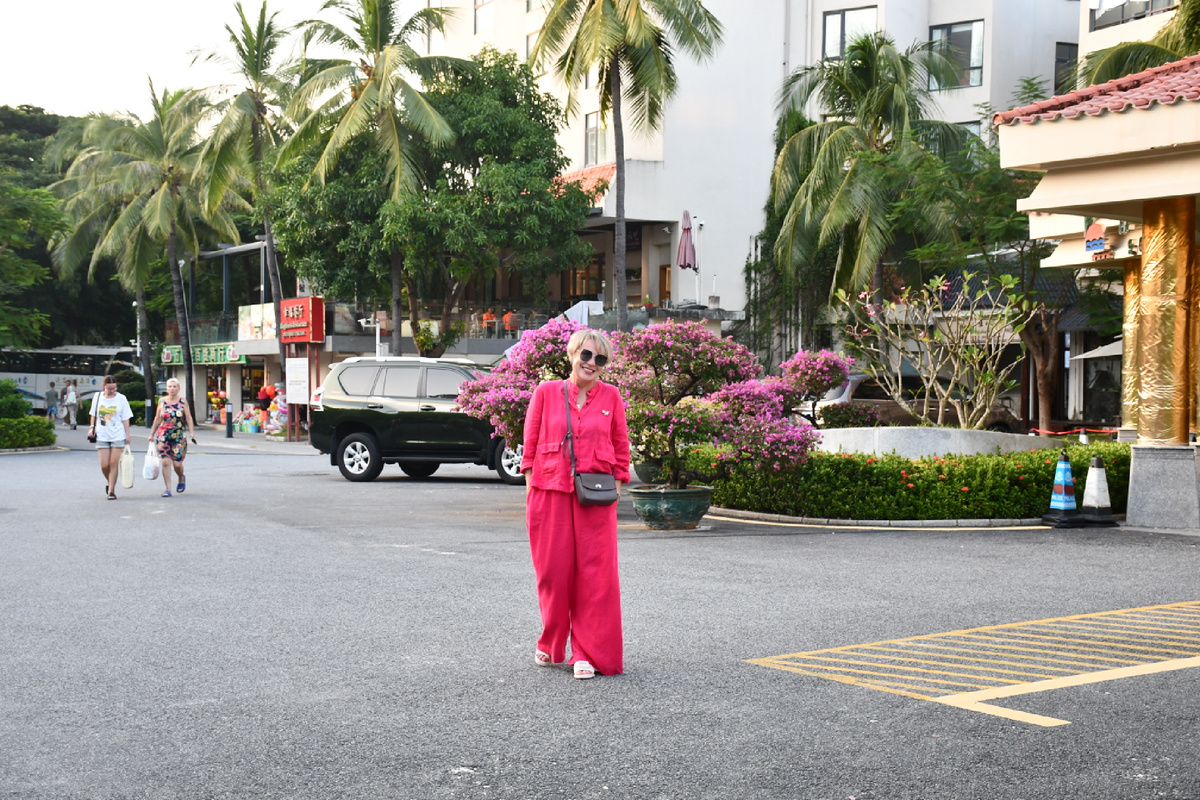 Штамбы-Бугенвиллеи разглядели?