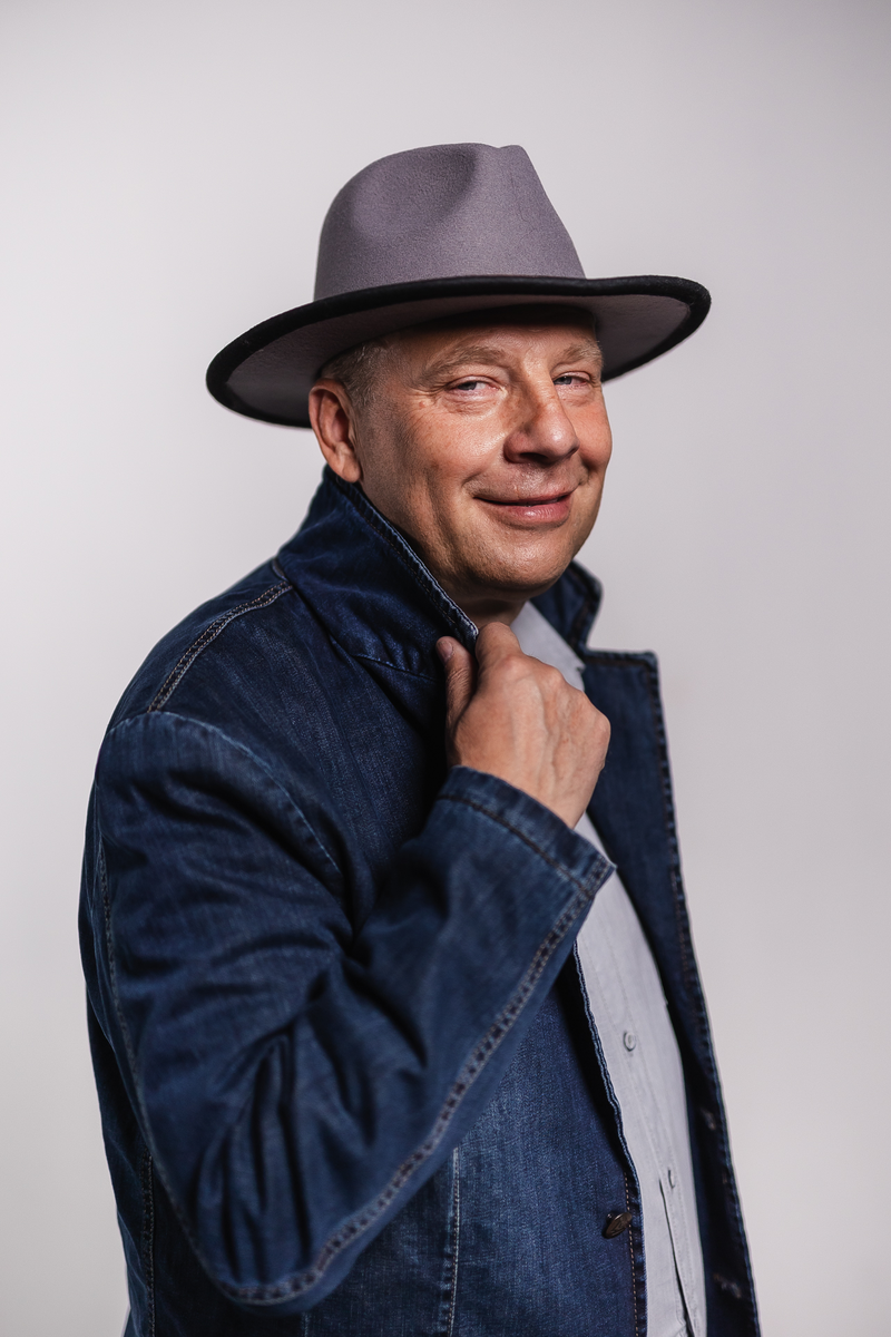 Тот самый МЭР - Олег Никулика