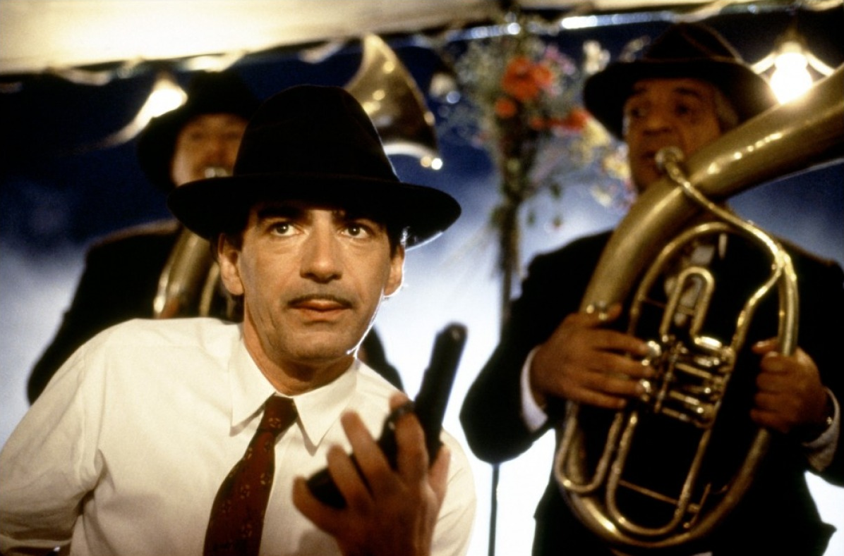 Кадр из фильма "Андеграунд", актёр Мики Манойлович, режиссер Эмир Кустурица, 1995 год.