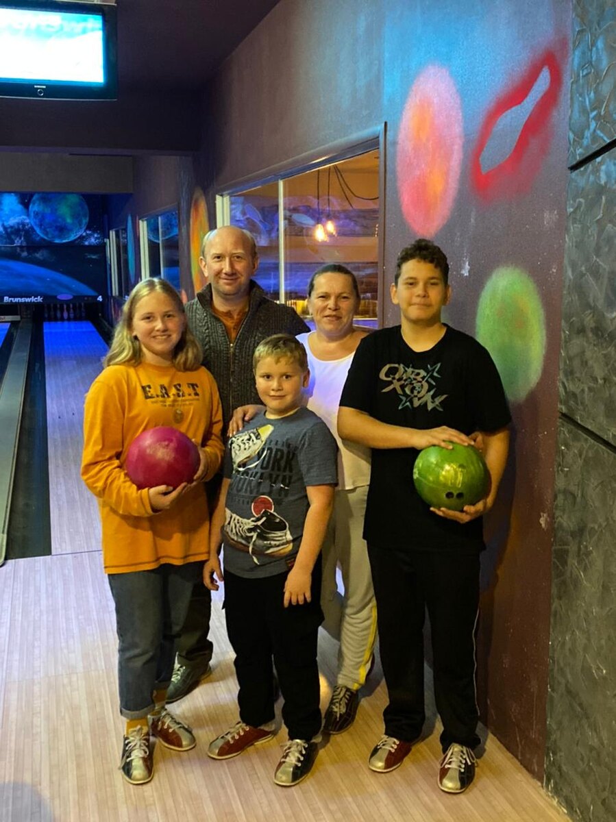 Многодетная мама Елена Верещага признаётся, что для счастья у неё есть всё – любящий муж и трое замечательных детей