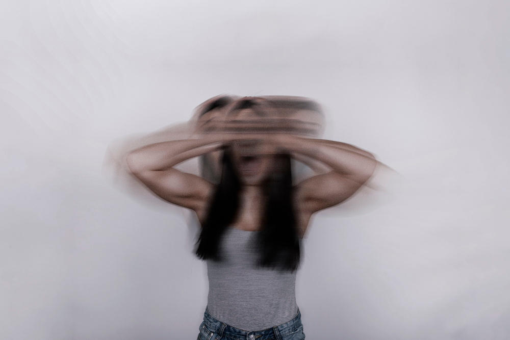 Биполярное расстройство и работа: как преодолеть вызовы (Источник изображения freepik.com)