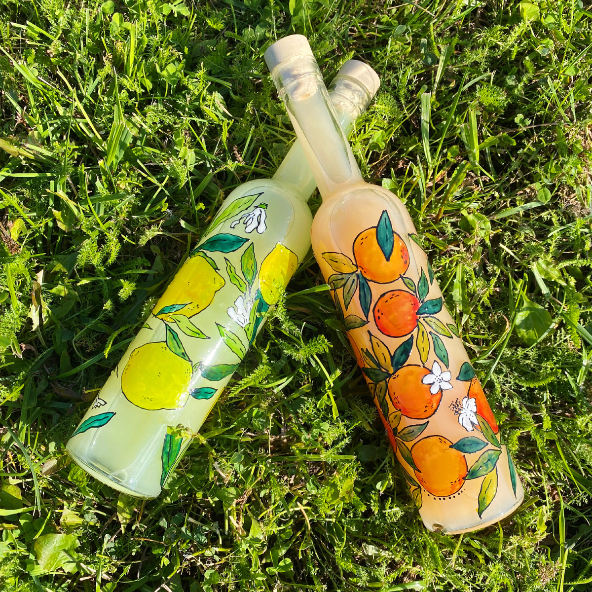 Пример росписи на бутылках