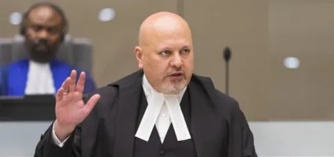 Британец Карим Ахмад Хан - генеральный прокурор МУС - выдал тот ордер что разделил англо-американское Британец - генеральный прокурор МУС - выдал тот ордер что разделил англо-американское сотрудничество на До и ПОСЛЕ