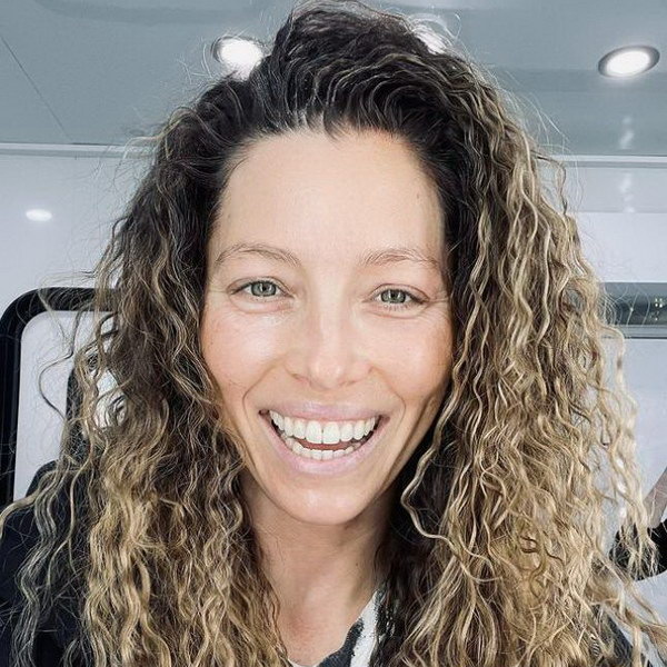     Джон Сина и Джессика Бил снимутся в фильме про машинки из спичечного коробка