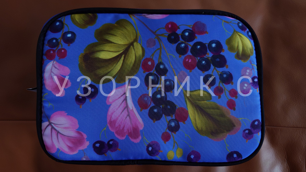 Косметичка с жостовской росписью, фото автора