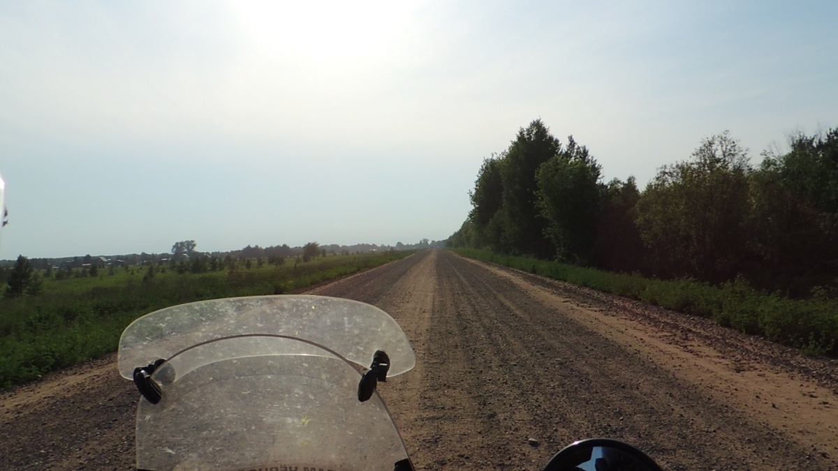 Дорога до паромной переправы в Сольвычегодск относительно комфортная.