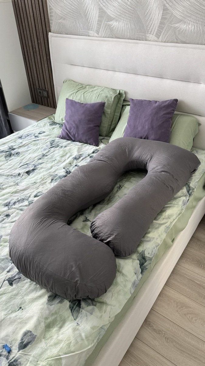 Подушка сразу после распаковки