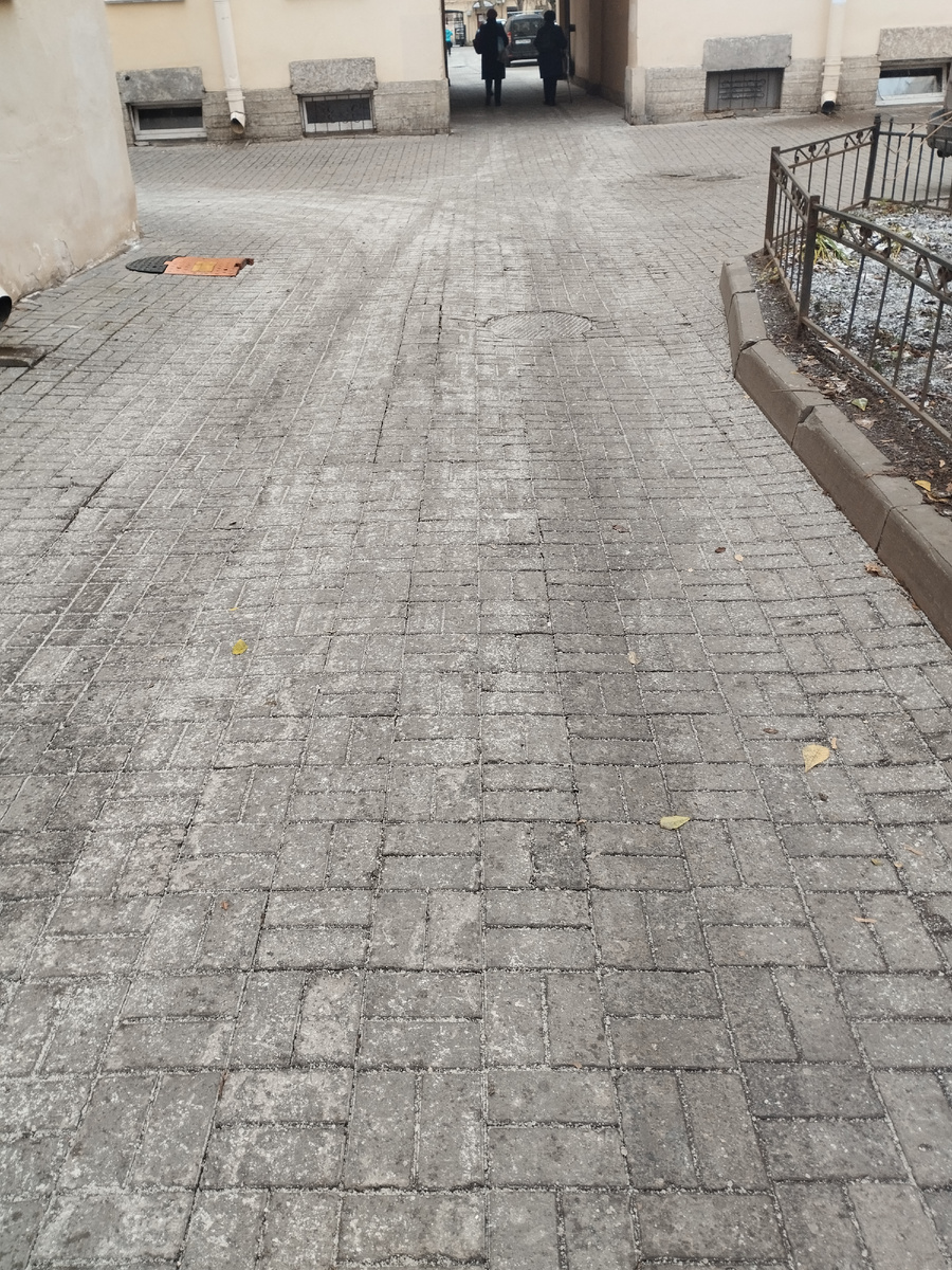 Двор на Моховой. Санкт-Петербург 