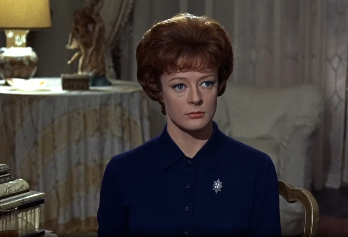 Дама-Командор Ордена Британской империи Мэгги Смит сыграла скромную медсестру в комедии "Горшок мёда"