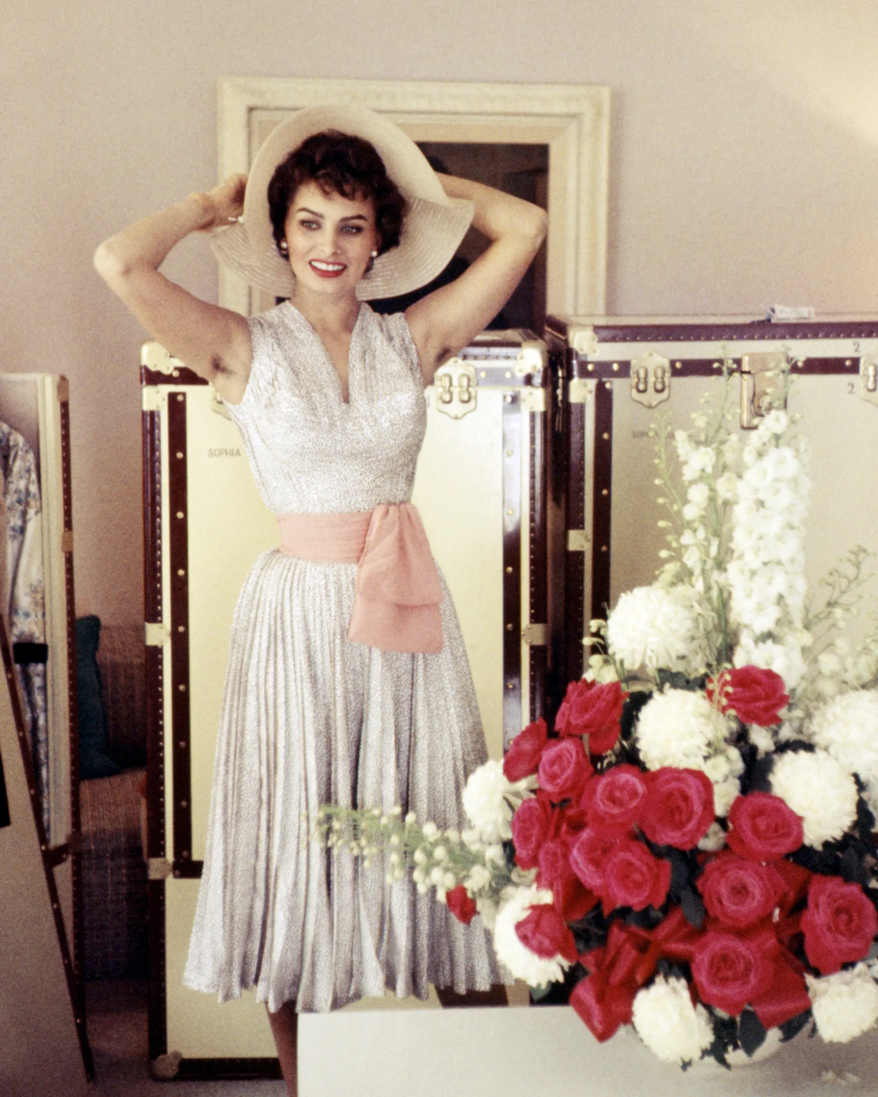     ,  ,  1955 .