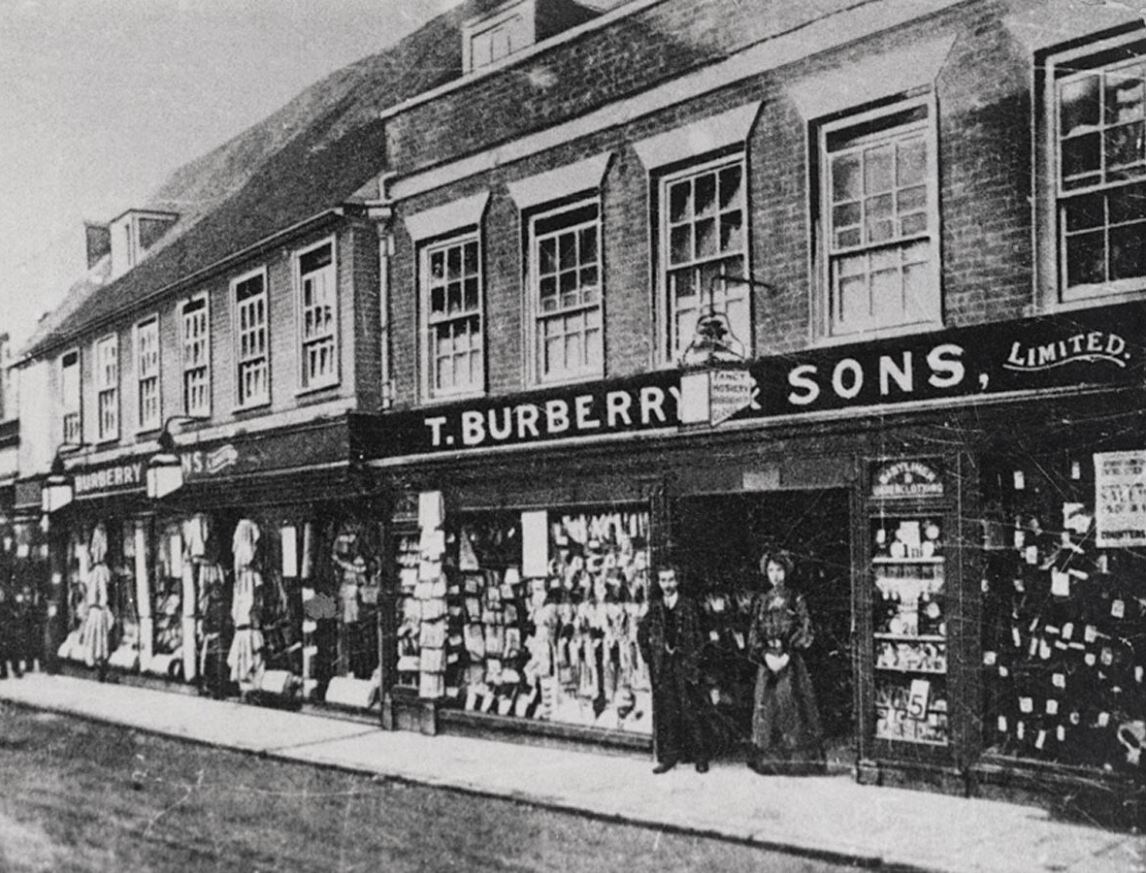 Магазин Берберри. (Взято из открытых источников)