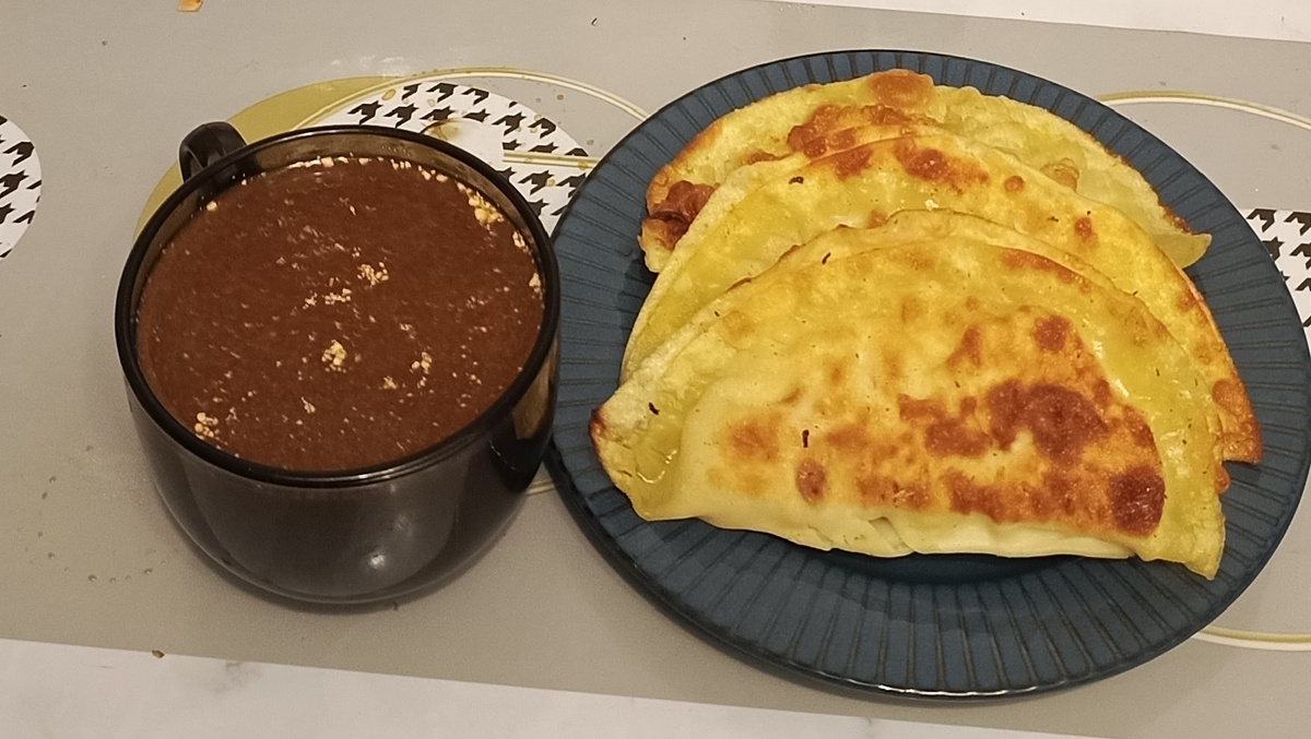 Чебуреки с капустой 