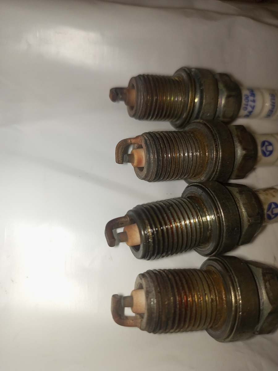 Крупным планом состояние электродов. Пропан и бензин 95.