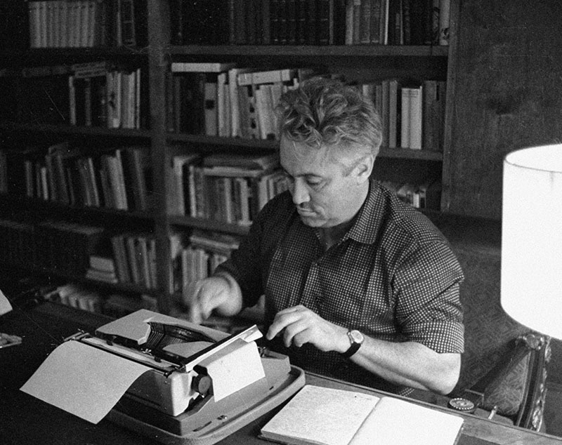 Юрий Маркович НАГИБИН (3 апреля 1920 - 17 июня 1994)