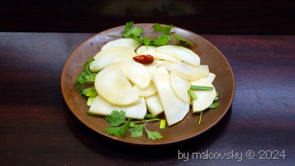 Дайкон маринованный по-азиатски