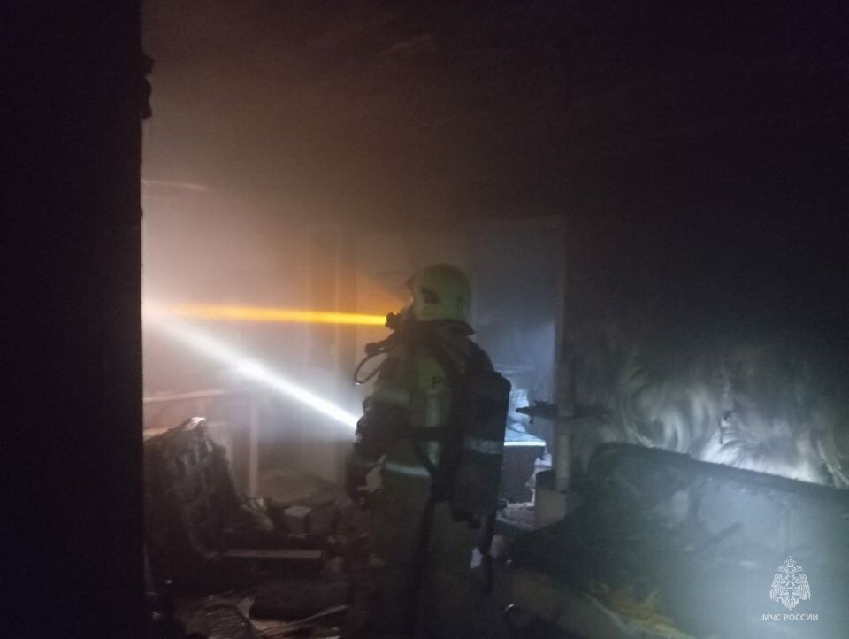    Пожар на Южном. Источник: t.me/mchs_altkray