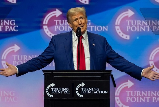    Дональд Трамп