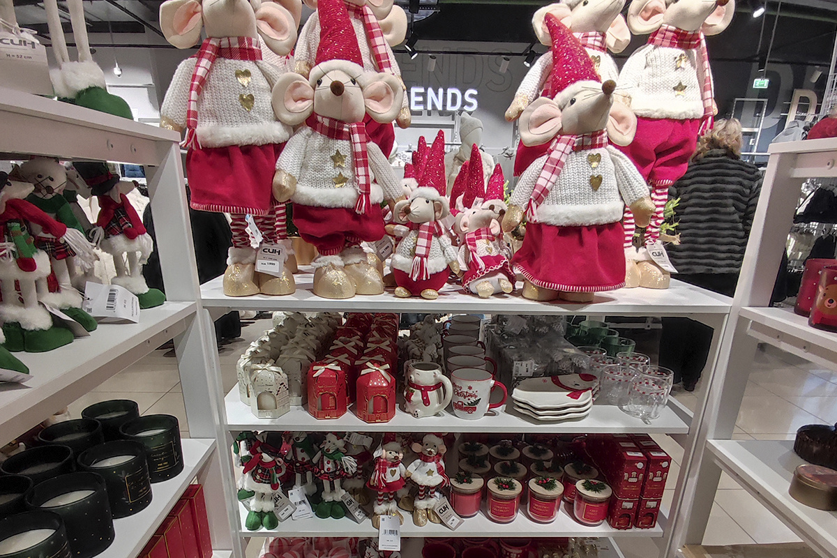 Обзор вещей в магазине Син