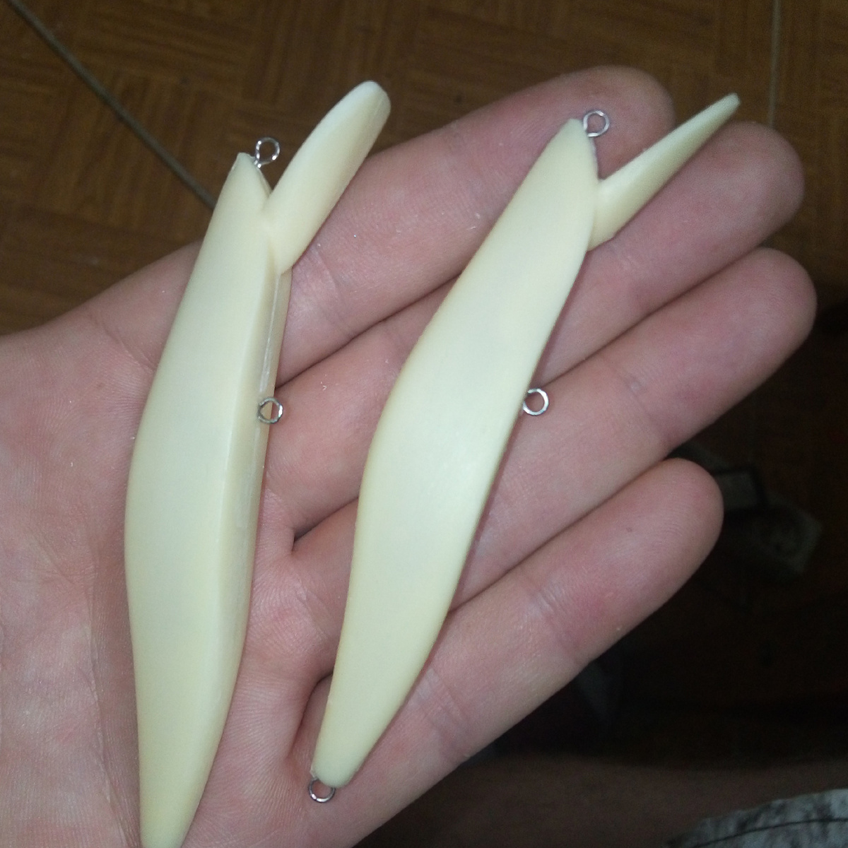 Заготовки для мастер-модели под детализацию резьбой вручную.