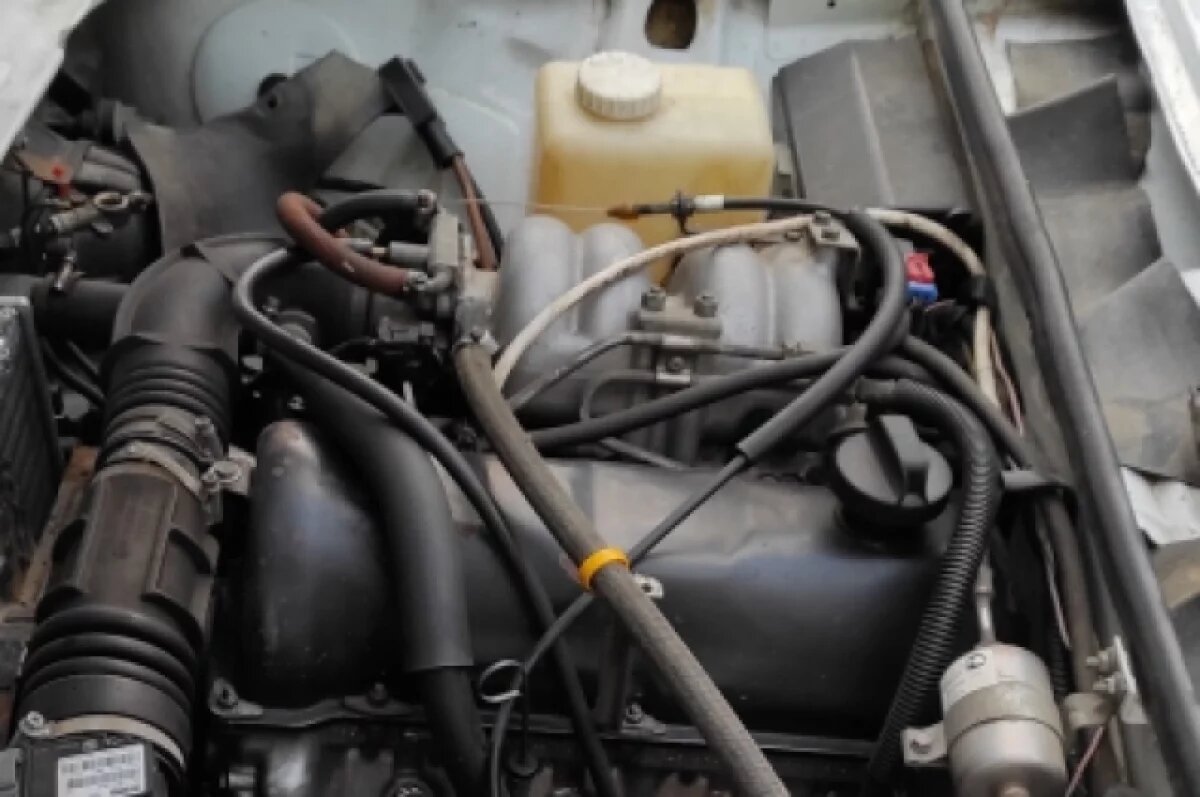    В Тверской области похитили аккумулятор из припаркованного во дворе авто