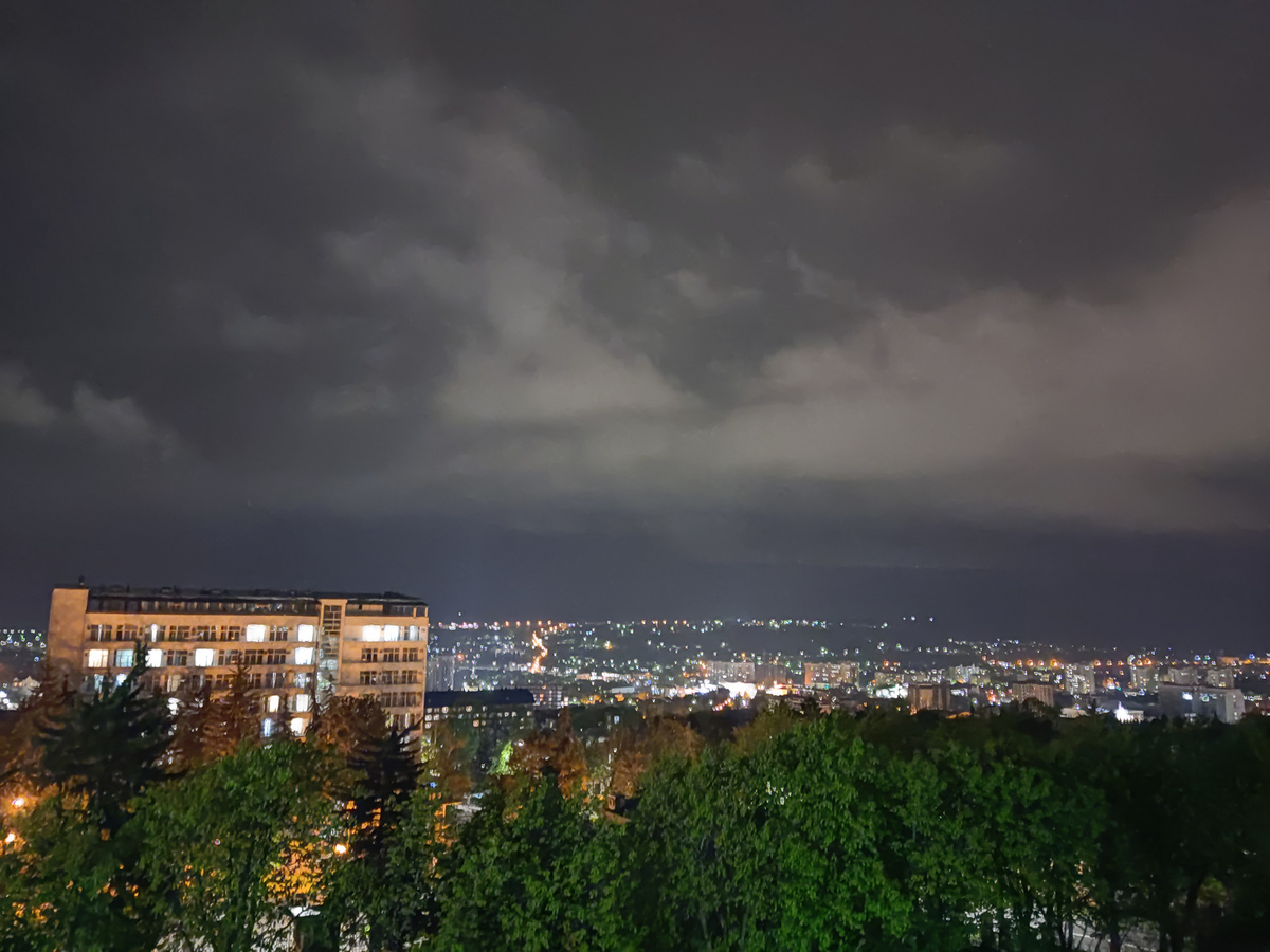 Вид из окна гостиницы в Пятигорске