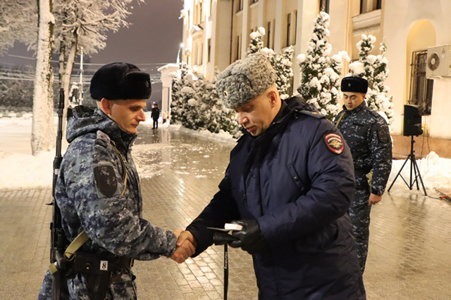 В Тверь из командировки на Северный Кавказ вернулся сводный отряд полиции