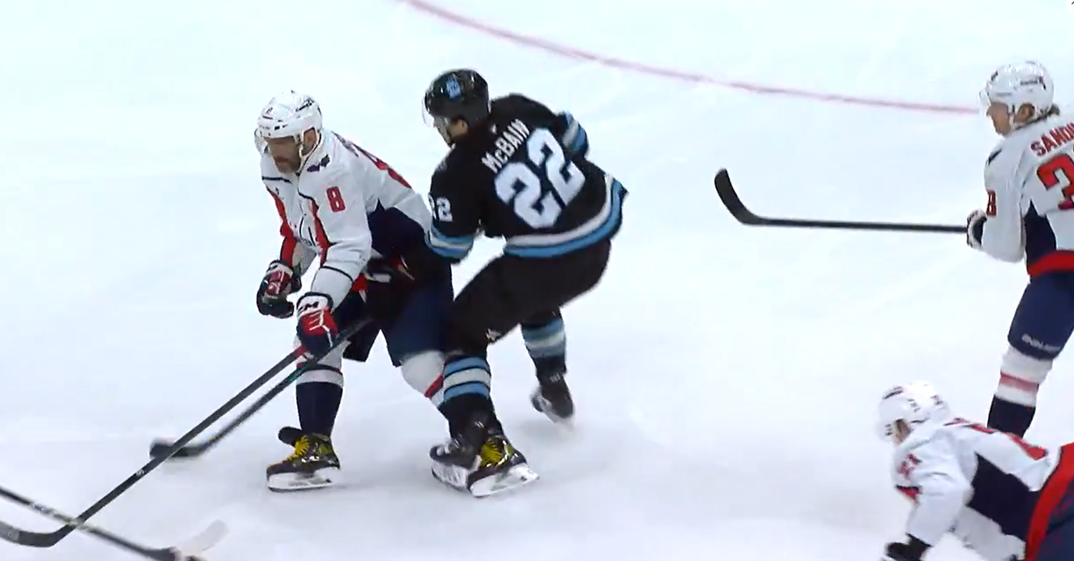 скриншот видео. Момент столкновения.