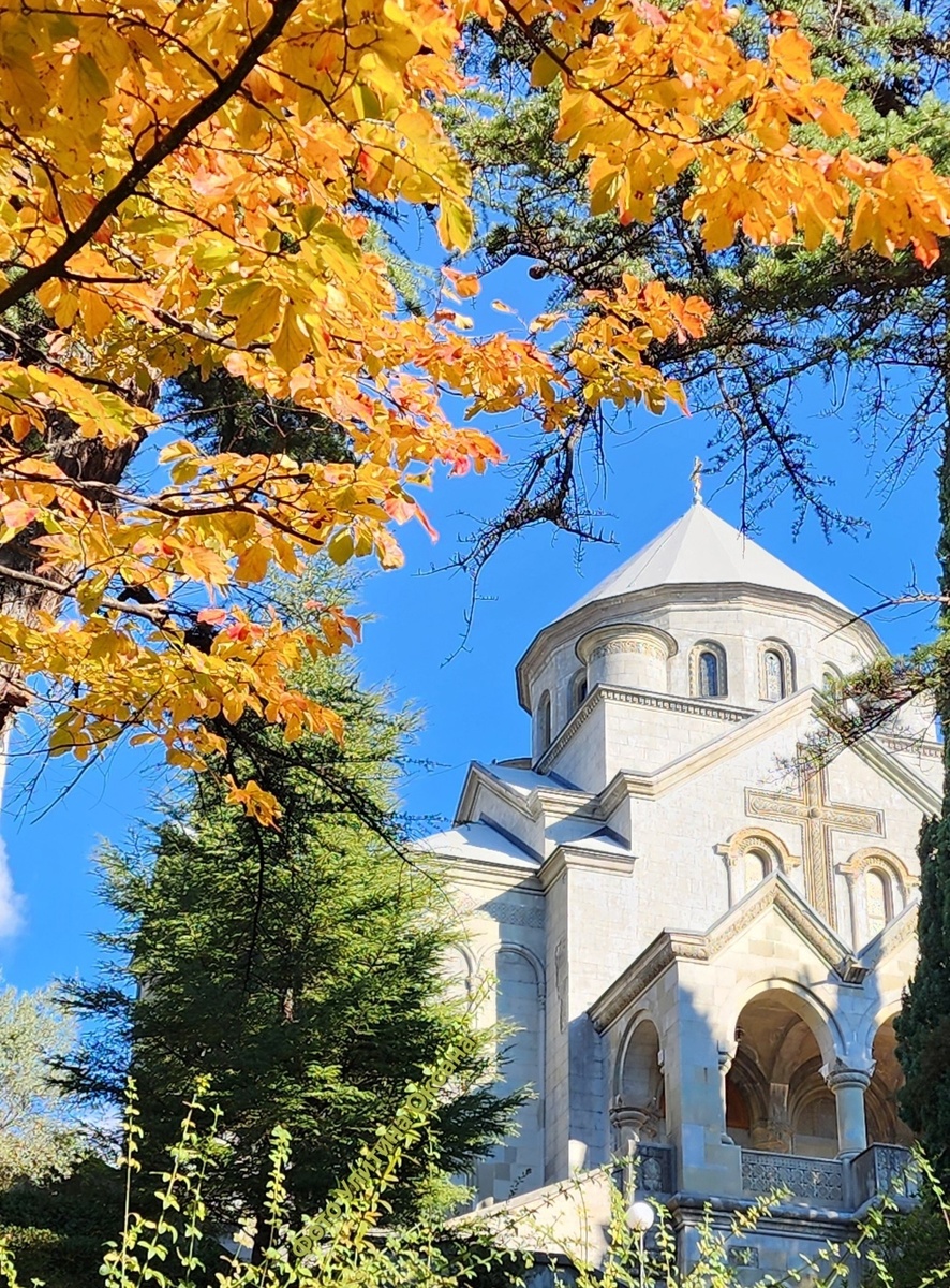 Армянский храм Святой Рипсиме. Фото: Оксана Улитина 