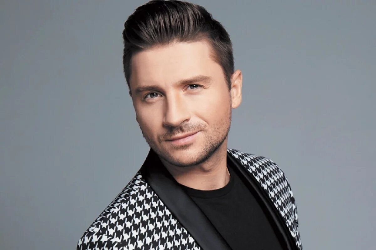    Сергей Лазарев.