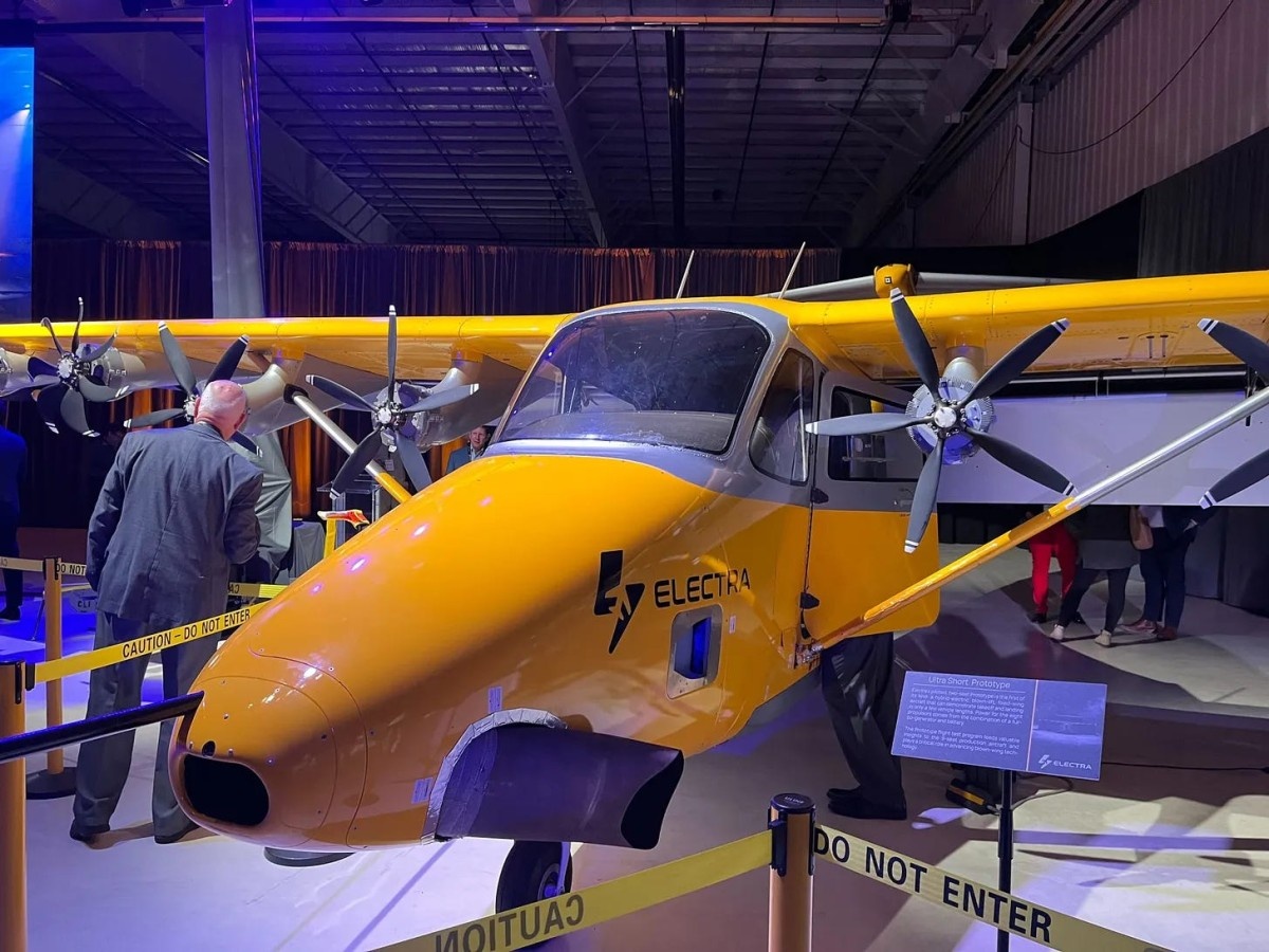    Гибридный самолёт Electra EL9 вмещает девять пассажиров и не нуждается в аэродроме
