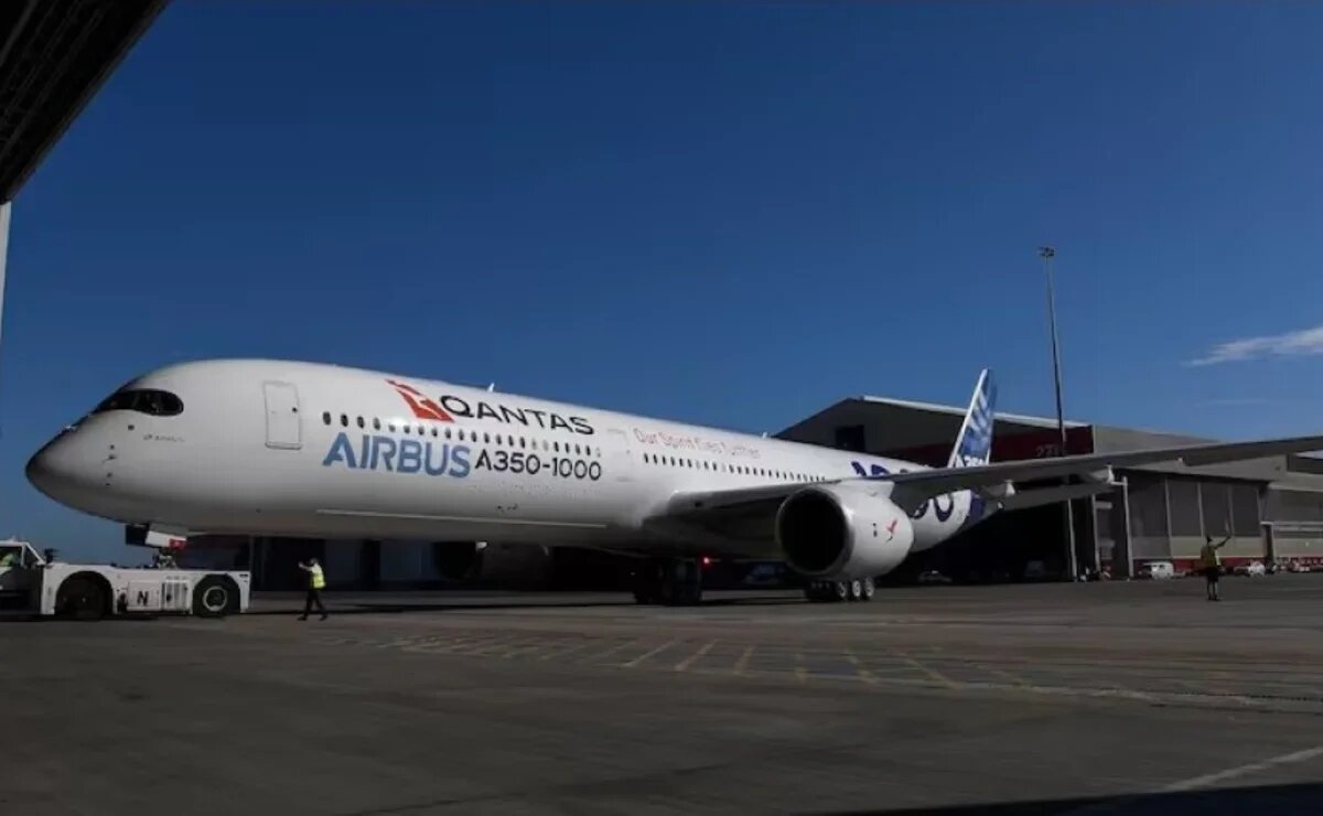    Старт самого длительного рейса в мире снова перенесли на год